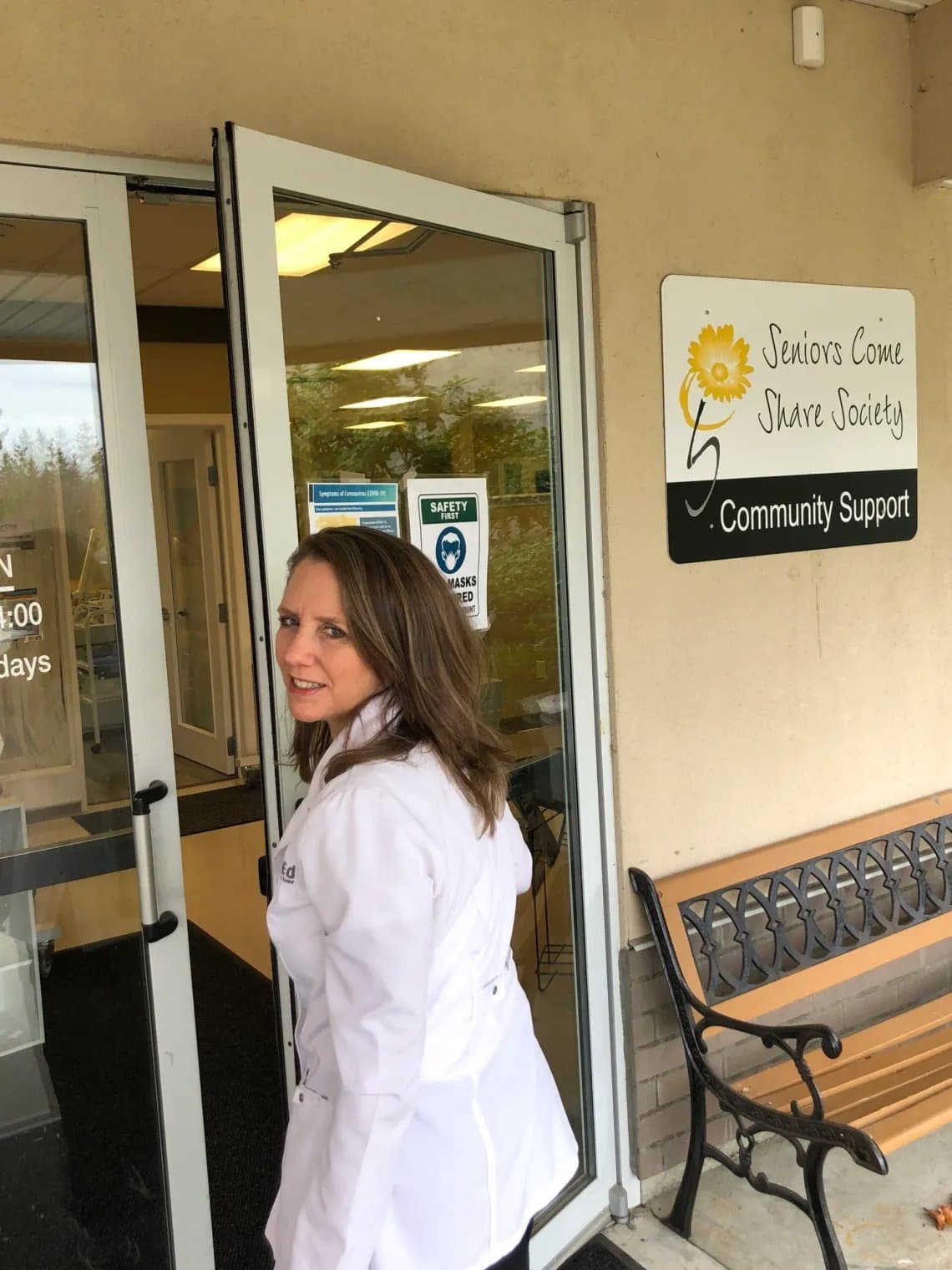 Medical professional in clinical setting